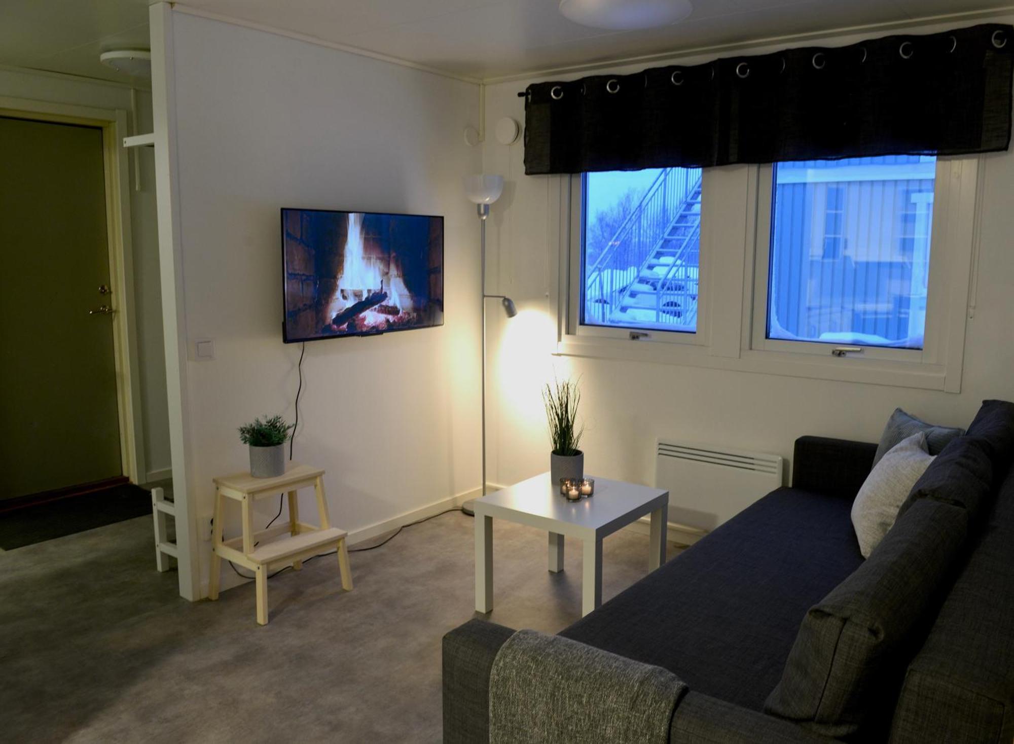 Frost Longstay Lombiavaegen Kiruna Extérieur photo
